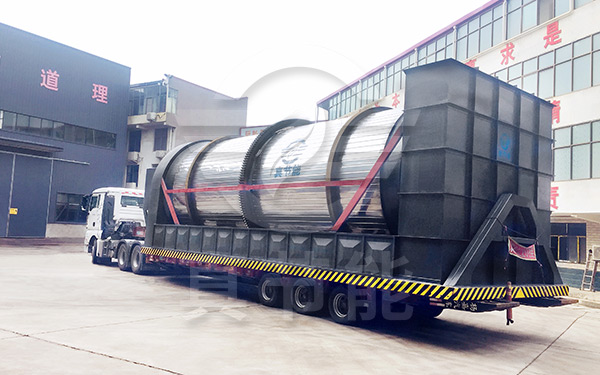 果渣烘干設(shè)備運(yùn)輸現(xiàn)場 果渣烘干設(shè)備運(yùn)輸現(xiàn)場